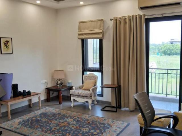 3 BHK Apartment in Sector 128 for rent Noida. The reference number is 20349575
