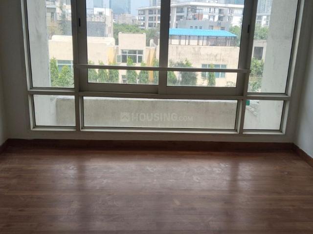 3 BHK Apartment in Sector 128 for rent Noida. The reference number is 21110256