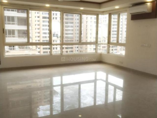 3 BHK Apartment in Sector 128 for resale Noida. The reference number is 21107104