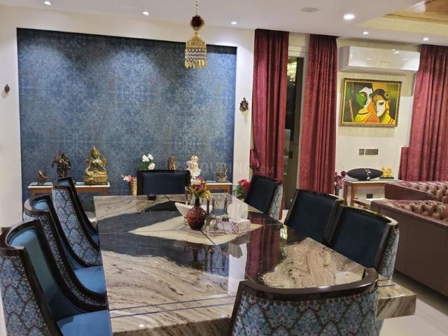 3 BHK Apartment in Sector 128 for resale Noida. The reference number is 21142898