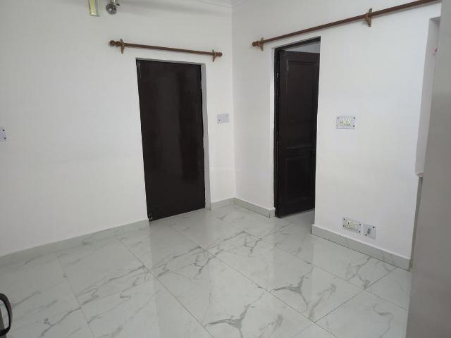 3 BHK Apartment in Sector 12 Dwarka for rent New Delhi. The reference number is 19929483