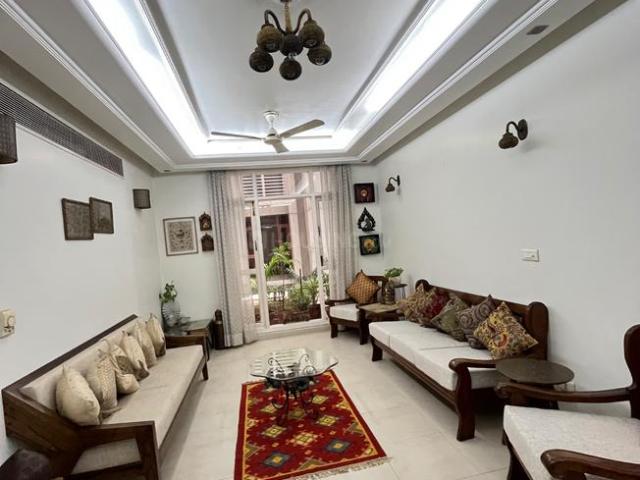 3 BHK Apartment in Sector 12 Dwarka for rent New Delhi. The reference number is 20576827