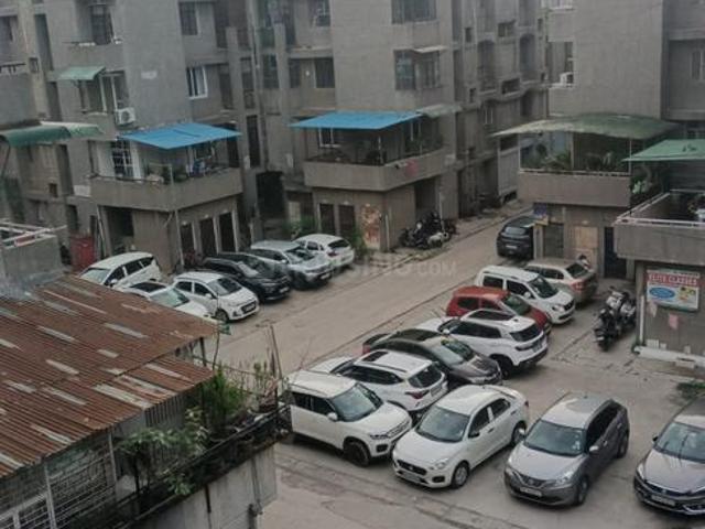 3 BHK Apartment in Sector 12 Dwarka for rent New Delhi. The reference number is 20904583