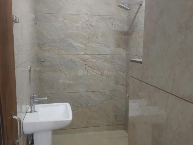 3 BHK Apartment in Sector 12 Dwarka for rent New Delhi. The reference number is 21186822