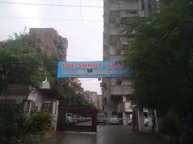 3 BHK Apartment in Sector 12 Dwarka for resale New Delhi. The reference number is 20150938