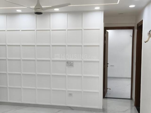 3 BHK Apartment in Sector 12 Dwarka for resale New Delhi. The reference number is 20945341