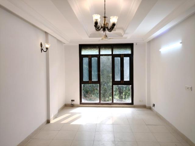 3 BHK Apartment in Sector 12 Dwarka for resale New Delhi. The reference number is 21151983