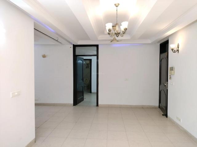 3 BHK Apartment in Sector 12 Dwarka for resale New Delhi. The reference number is 21152574