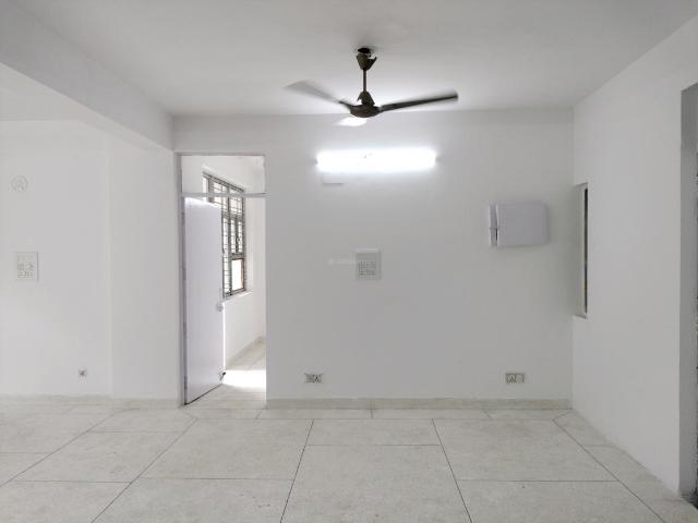 3 BHK Apartment in Sector 12 Dwarka for resale New Delhi. The reference number is 21120458