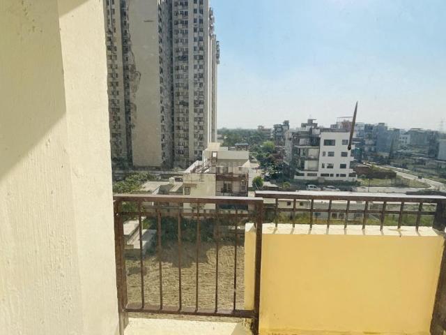 3 BHK Apartment in Sector 133 for rent Noida. The reference number is 20920341