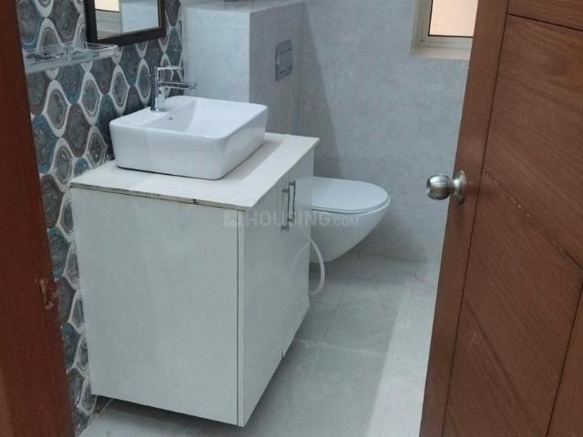 3 BHK Apartment in Sector 131 for rent Noida. The reference number is 20913529