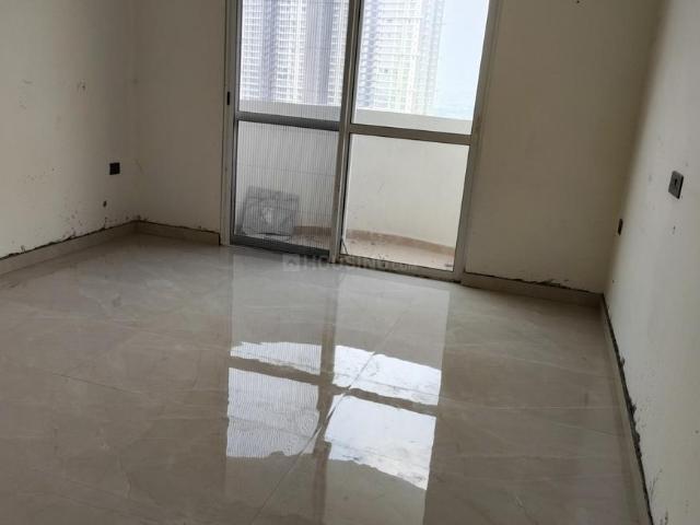3 BHK Apartment in Sector 131 for rent Noida. The reference number is 21153904
