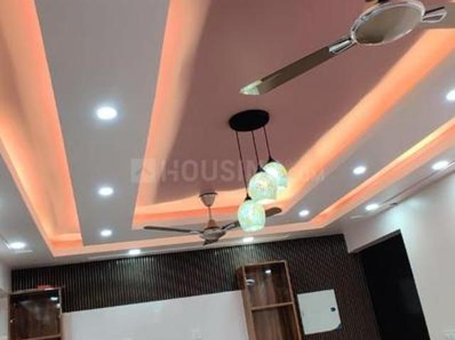 3 BHK Apartment in Sector 137 for rent Noida. The reference number is 19615432