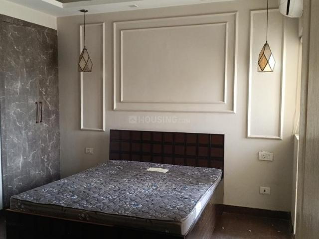 3 BHK Apartment in Sector 137 for rent Noida. The reference number is 20069075