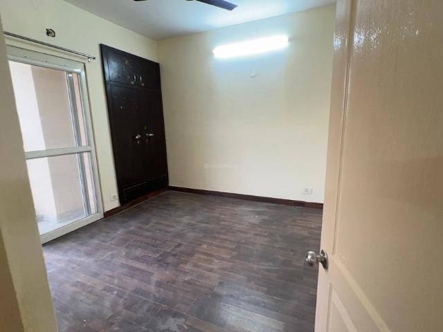 3 BHK Apartment in Sector 137 for rent Noida. The reference number is 20005510