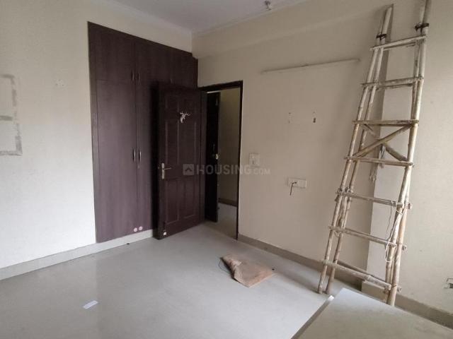 3 BHK Apartment in Sector 137 for rent Noida. The reference number is 20267365