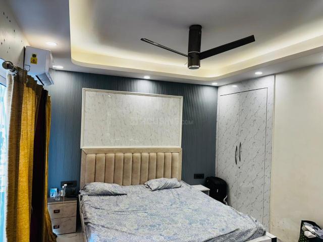 3 BHK Apartment in Sector 137 for rent Noida. The reference number is 20404331