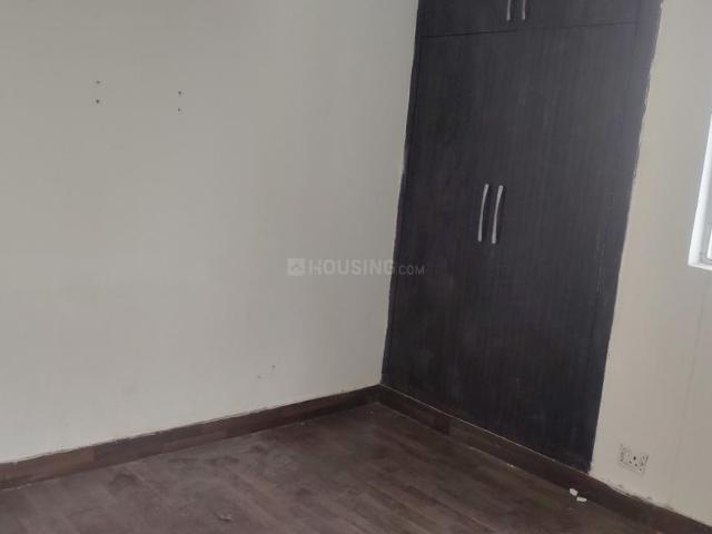 3 BHK Apartment in Sector 137 for rent Noida. The reference number is 20808595