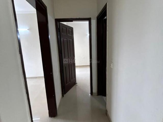 3 BHK Apartment in Sector 137 for rent Noida. The reference number is 21110961
