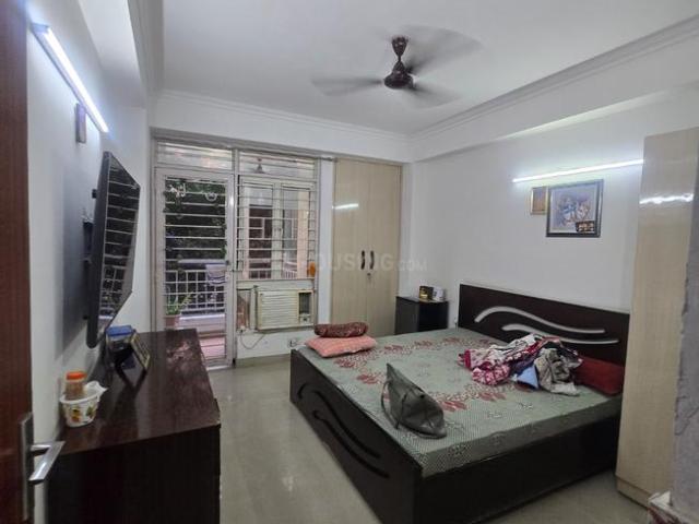3 BHK Apartment in Sector 137 for rent Noida. The reference number is 21130858