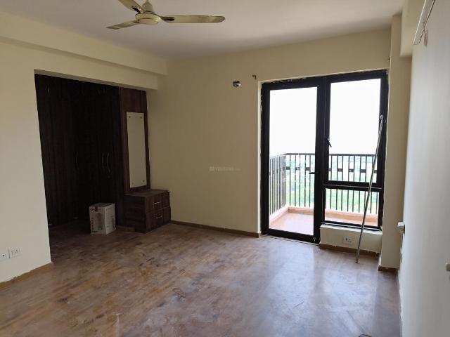 3 BHK Apartment in Sector 137 for rent Noida. The reference number is 21133437