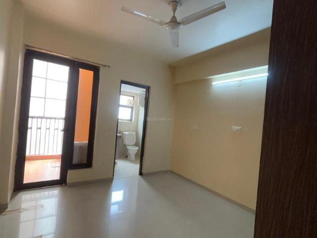 3 BHK Apartment in Sector 137 for rent Noida. The reference number is 21229912