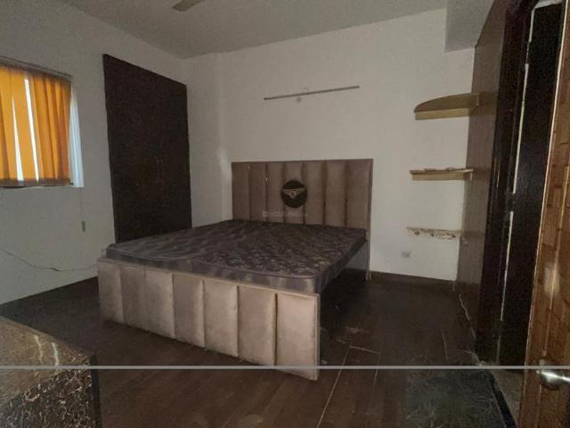 3 BHK Apartment in Sector 137 for rent Noida. The reference number is 21364078