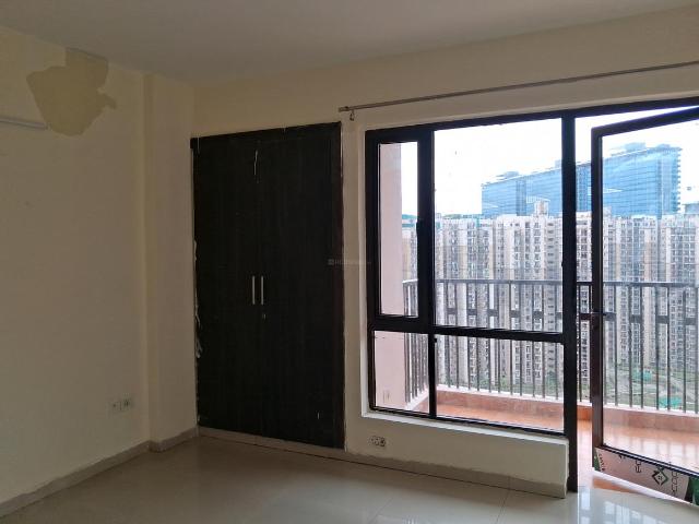 3 BHK Apartment in Sector 137 for resale Noida. The reference number is 20583229