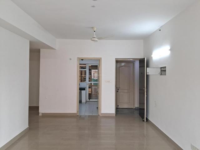 3 BHK Apartment in Sector 137 for resale Noida. The reference number is 21077041