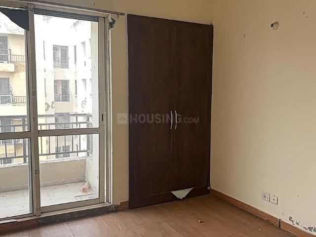 3 BHK Apartment in Sector 134 for resale Noida. The reference number is 19585063