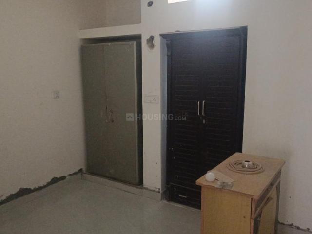 3 BHK Apartment in Sector 13 Dwarka for rent New Delhi. The reference number is 20970830