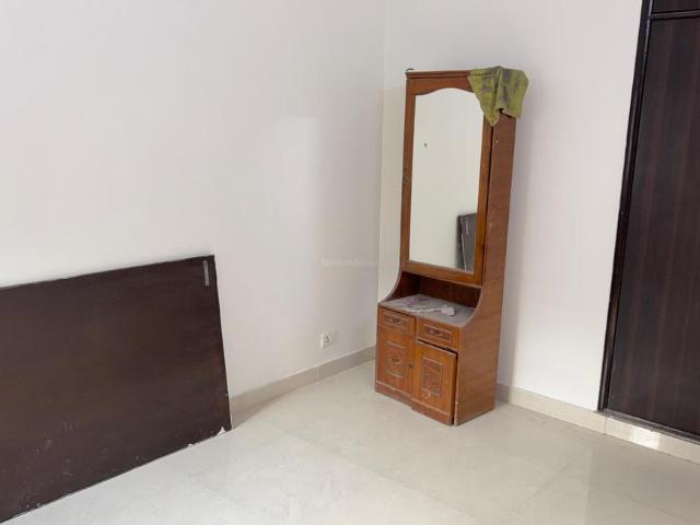 3 BHK Apartment in Sector 13 Dwarka for rent New Delhi. The reference number is 21153497