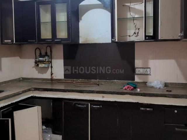 3 BHK Apartment in Sector 13 Dwarka for resale New Delhi. The reference number is 18520462