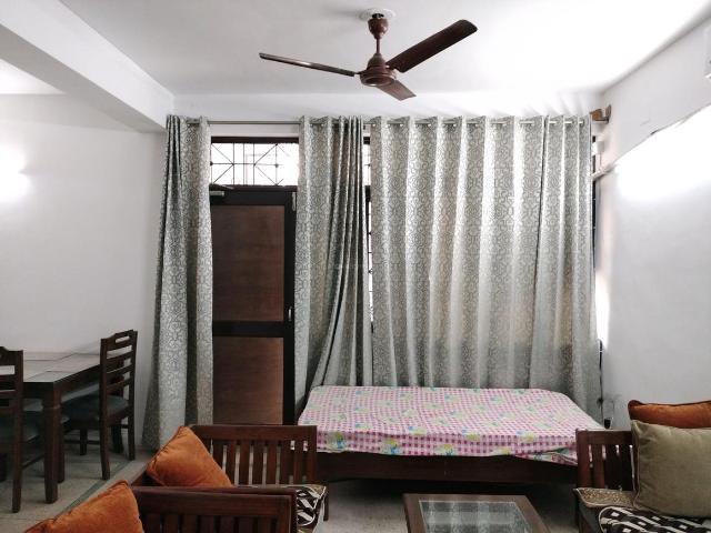 3 BHK Apartment in Sector 13 Dwarka for resale New Delhi. The reference number is 18714399