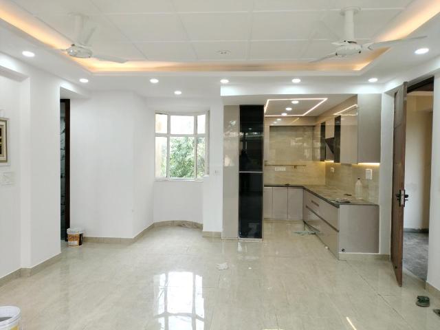 3 BHK Apartment in Sector 13 Dwarka for resale New Delhi. The reference number is 20359122