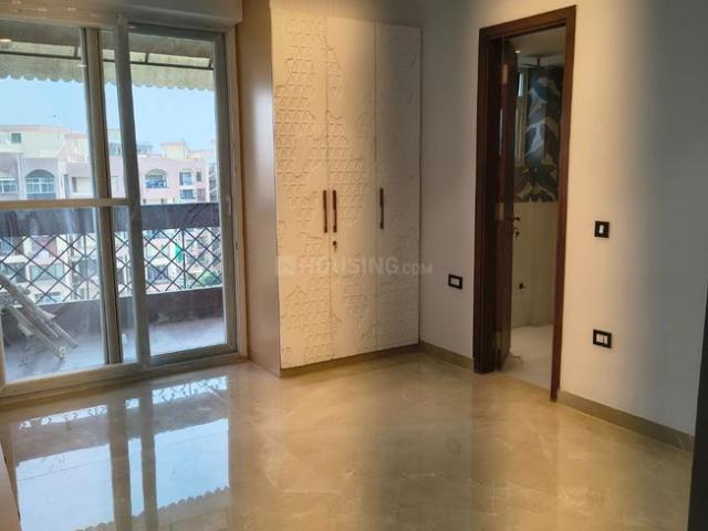 3 BHK Apartment in Sector 18 Dwarka for resale New Delhi. The reference number is 20412561