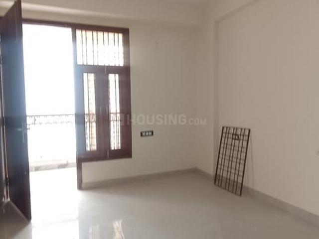 3 BHK Apartment in Sector 13 for resale Gurgaon. The reference number is 18735592
