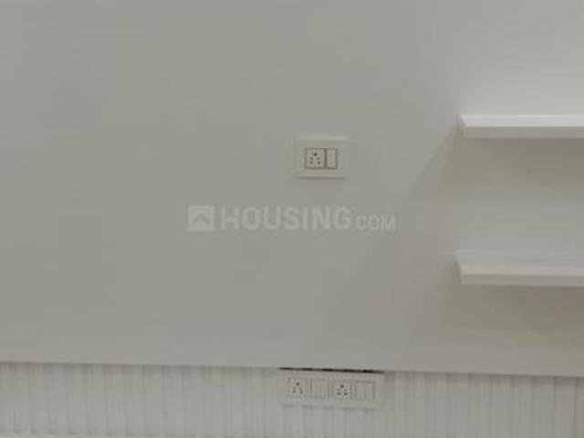 3 BHK Apartment in Sector 13 Rohini for resale New Delhi. The reference number is 18692807