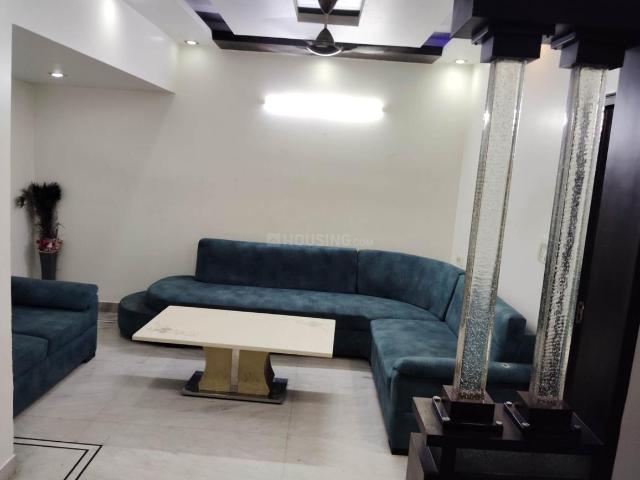 3 BHK Apartment in Sector 13 Rohini for resale New Delhi. The reference number is 21167947
