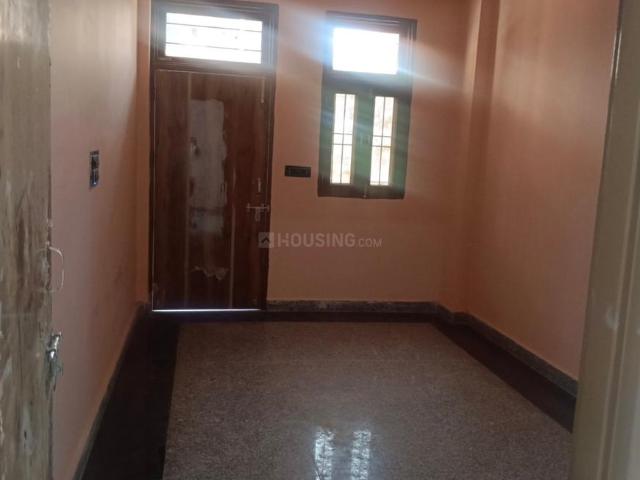 3 BHK Apartment in Sector 24 Rohini for rent New Delhi. The reference number is 20691716
