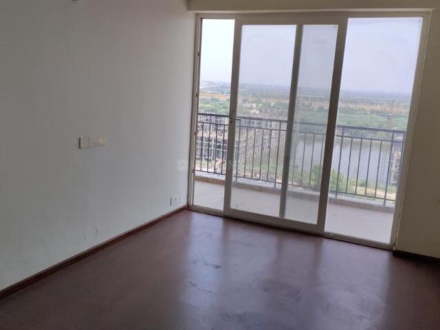 3 BHK Apartment in Sector 25 YEIDA for rent Greater Noida. The reference number is 20361392