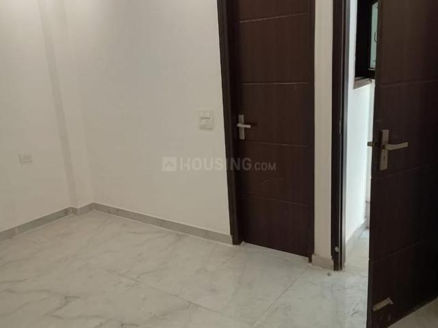 3 BHK Apartment in Sector 27 Dwarka for resale New Delhi. The reference number is 20021351