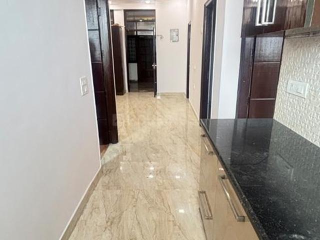 3 BHK Apartment in Sector 27 Dwarka for resale New Delhi. The reference number is 20278589