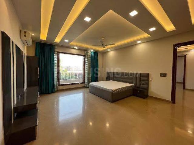 3 BHK Apartment in Sector 21 for rent Gurgaon. The reference number is 21232049