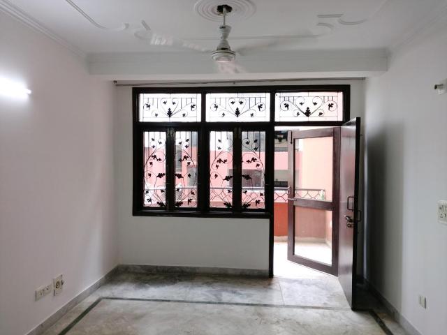 3 BHK Apartment in Sector 22 Dwarka for rent New Delhi. The reference number is 19520401