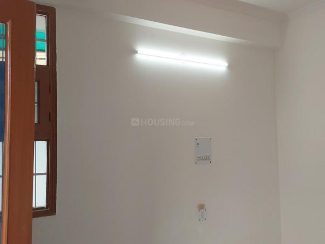 3 BHK Apartment in Sector 22 Dwarka for rent New Delhi. The reference number is 19190547