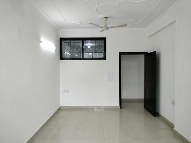3 BHK Apartment in Sector 22 Dwarka for rent New Delhi. The reference number is 21106122