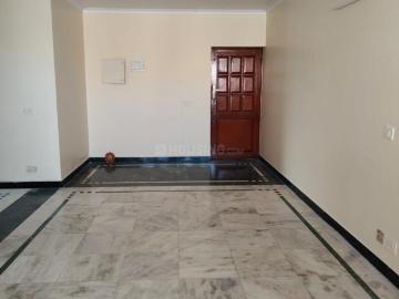 3 BHK Apartment in Sector 22 Dwarka for resale New Delhi. The reference number is 19826979