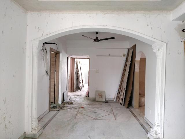 3 BHK Apartment in Sector 22 Dwarka for resale New Delhi. The reference number is 20037126