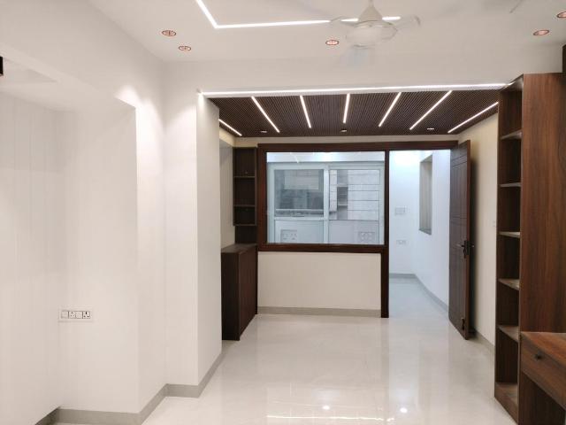 3 BHK Apartment in Sector 22 Dwarka for resale New Delhi. The reference number is 20445315